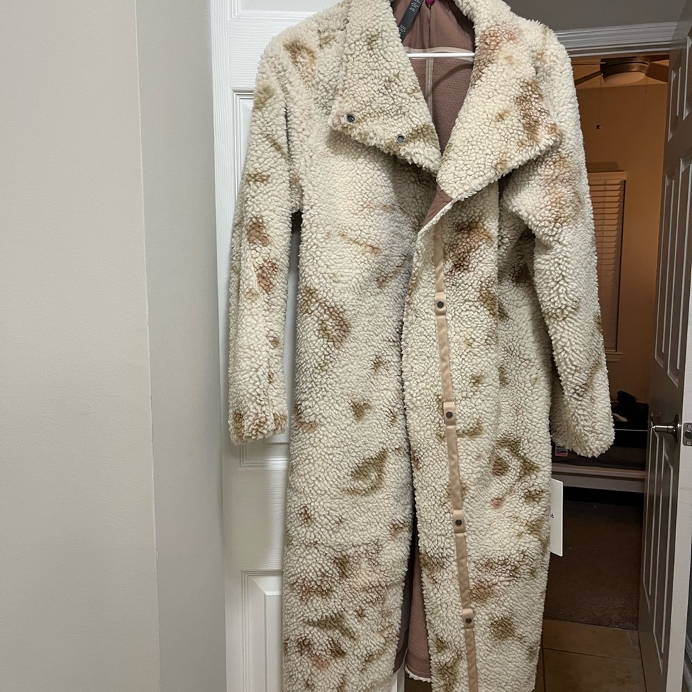 Lululemon LAB Textured fleece coat
